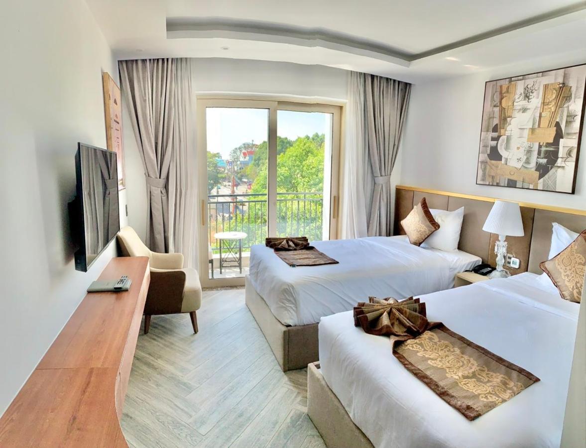 Ngon Avatar Hotel Плейку Экстерьер фото