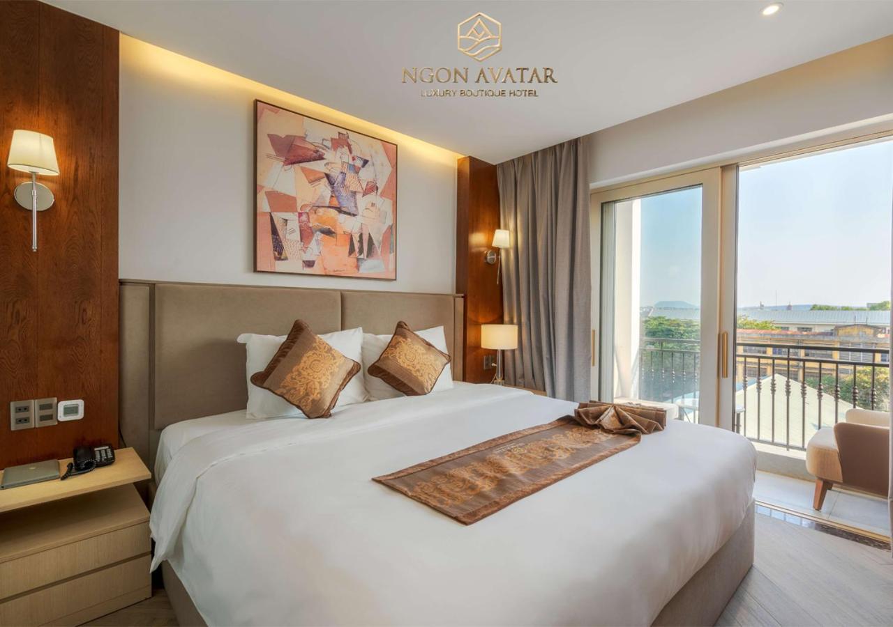 Ngon Avatar Hotel Плейку Экстерьер фото
