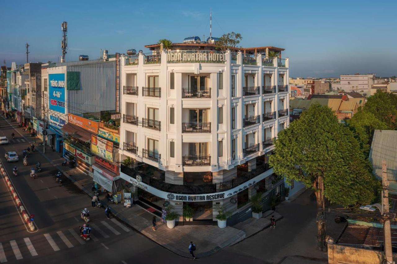 Ngon Avatar Hotel Плейку Экстерьер фото