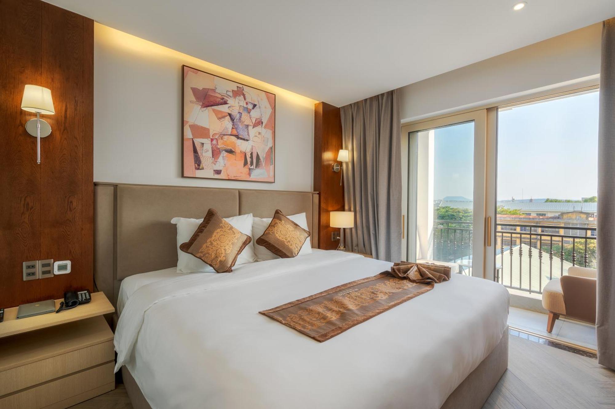 Ngon Avatar Hotel Плейку Экстерьер фото